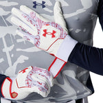 アンダーアーマー UNDER ARMOUR バッティンググローブ White×Red 一般 6001310 -刺繍対応